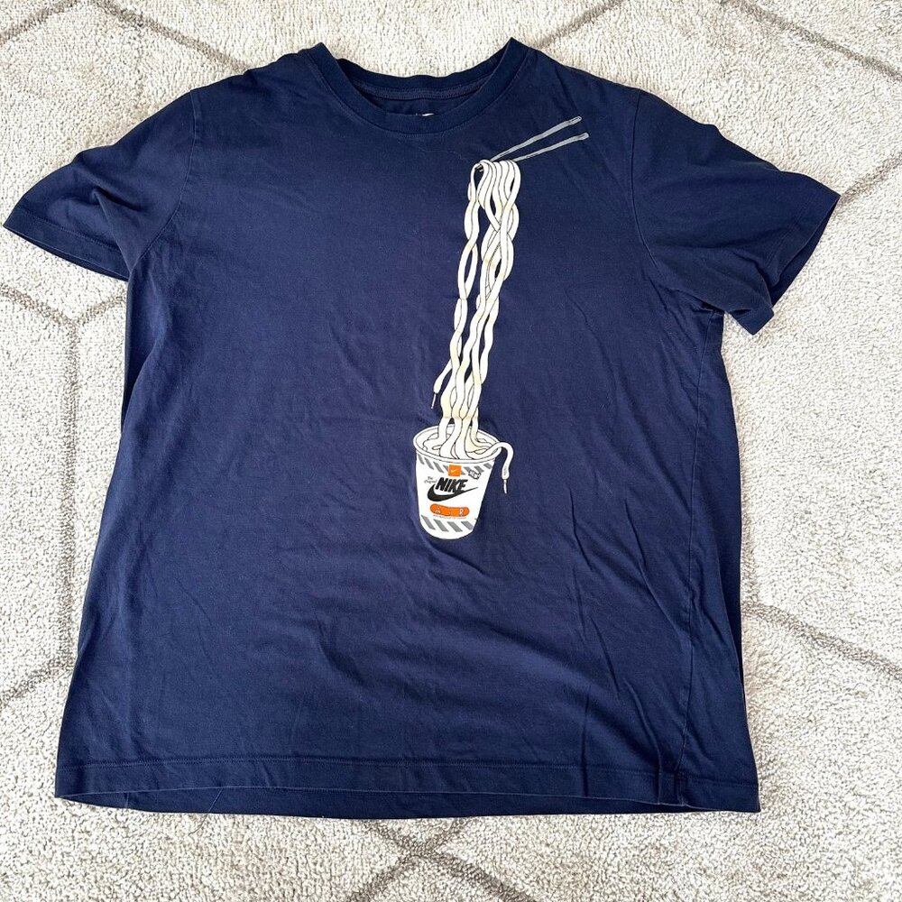 Nike "Ramen Takeout" Graphic Tee Navy Blue, Chopsticks Design Sz XL